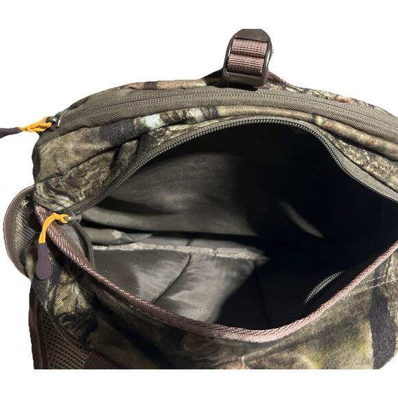 BROWNING Lookout 12 L Camo Fanny Pack Lightweight Military Hunting Camping Rare - Picture 4 of 9